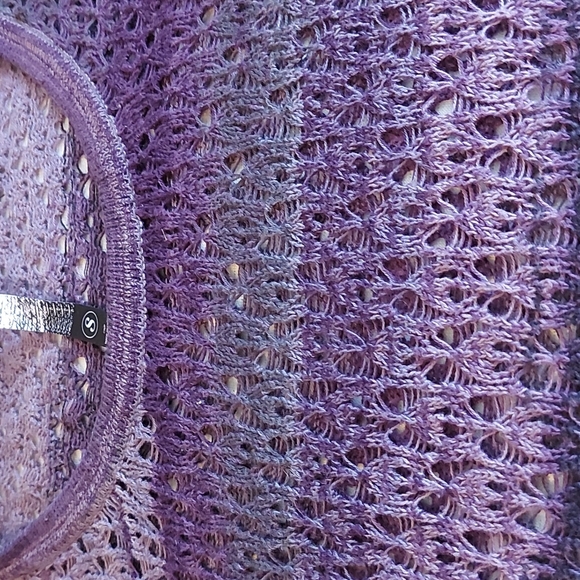 Ladies sweater - Picture 4 of 4